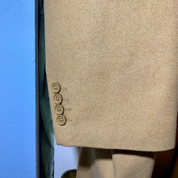 Men’s Tahari over coat, size 52R. Good condition. - Picture 4 of 9